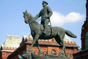 Памятник Жукову на Манежной площади